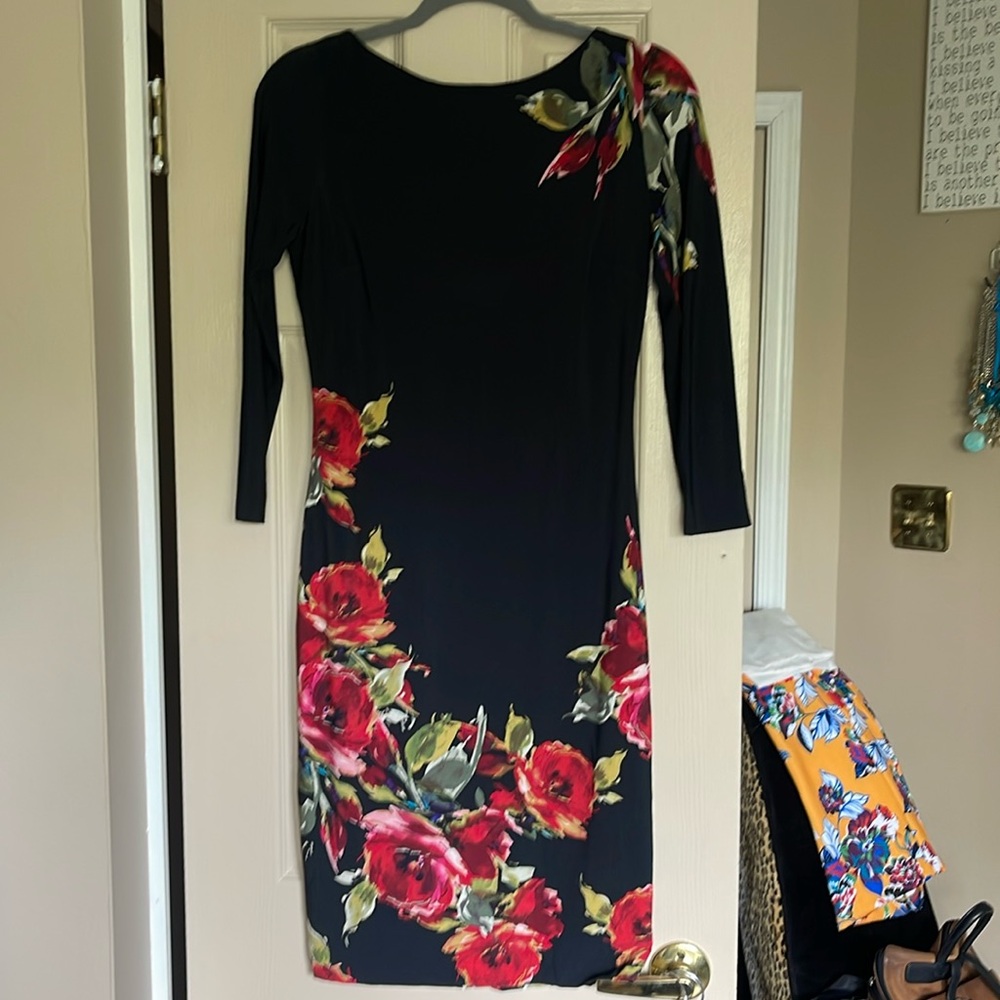 Beautiful dress.  Worn once